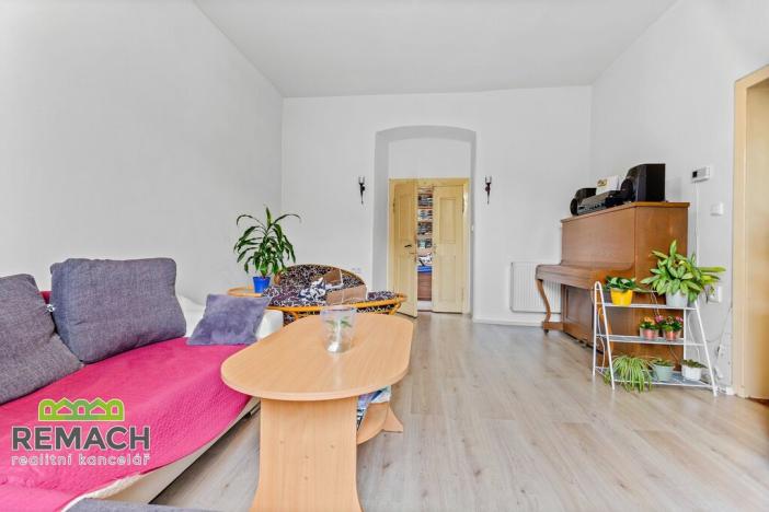 Prodej bytu 2+1, Kuks, 70 m2