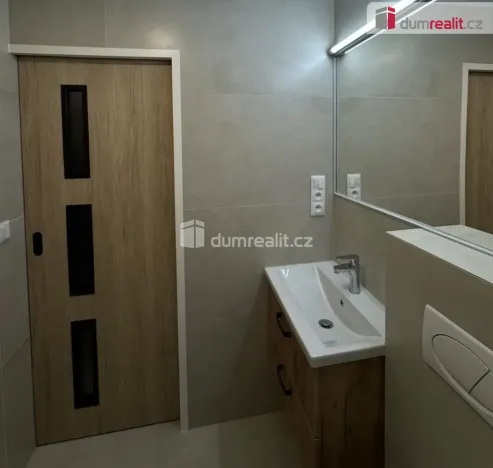 Pronájem bytu 1+1, Ústí nad Labem - Severní Terasa, Glennova, 35 m2