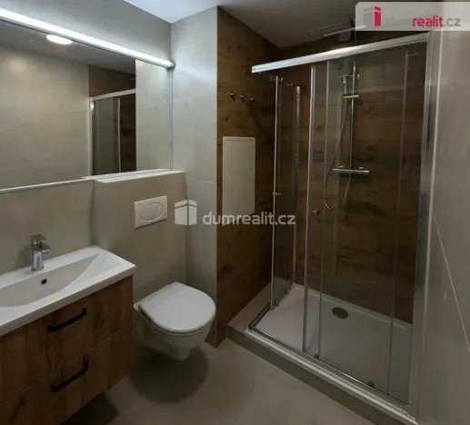 Pronájem bytu 1+1, Ústí nad Labem - Severní Terasa, Glennova, 35 m2