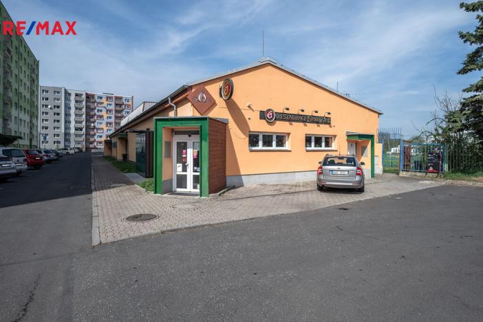 Prodej komerční nemovitosti, Jirkov, U Stadionu, 453 m2