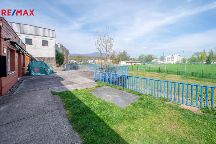 Prodej komerční nemovitosti, Jirkov, U Stadionu, 453 m2