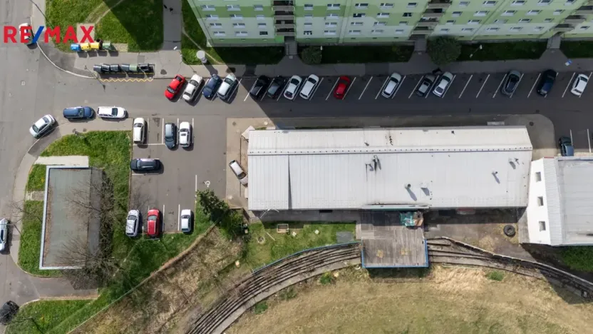 Prodej komerční nemovitosti, Jirkov, U Stadionu, 453 m2