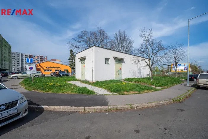 Prodej komerční nemovitosti, Jirkov, U Stadionu, 453 m2