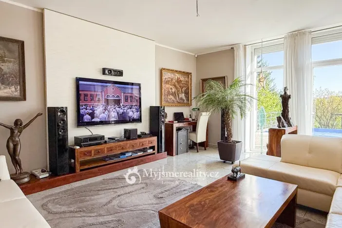 Prodej rodinného domu, Znojmo, 378 m2