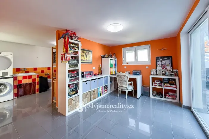 Prodej rodinného domu, Znojmo, 378 m2