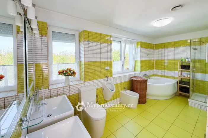 Prodej rodinného domu, Znojmo, 378 m2