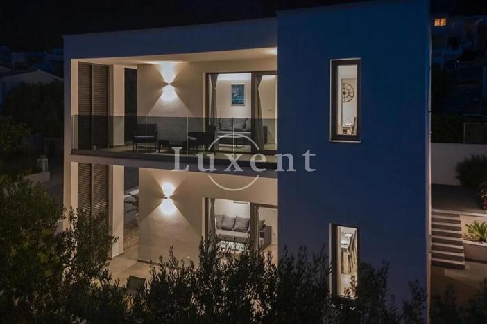 Prodej vily, Makarska, Chorvatsko, 150 m2