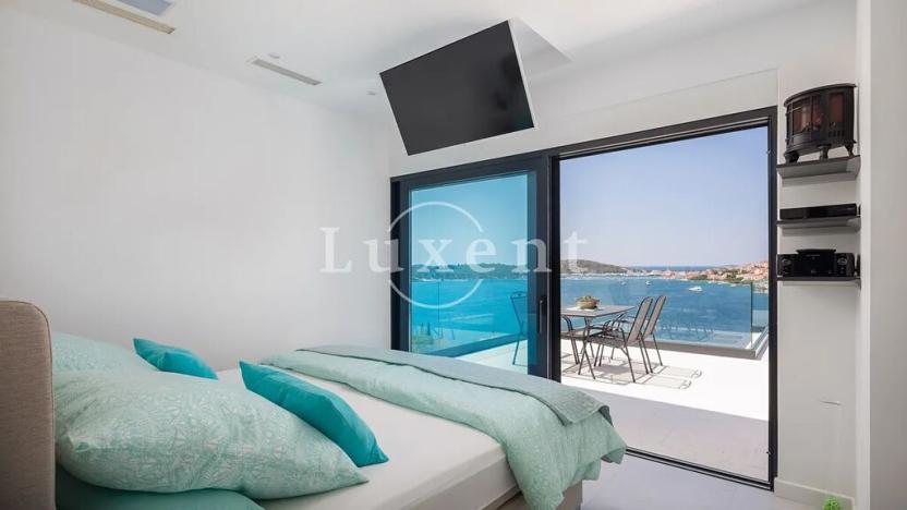 Prodej vily, Rogoznica, Chorvatsko, 300 m2