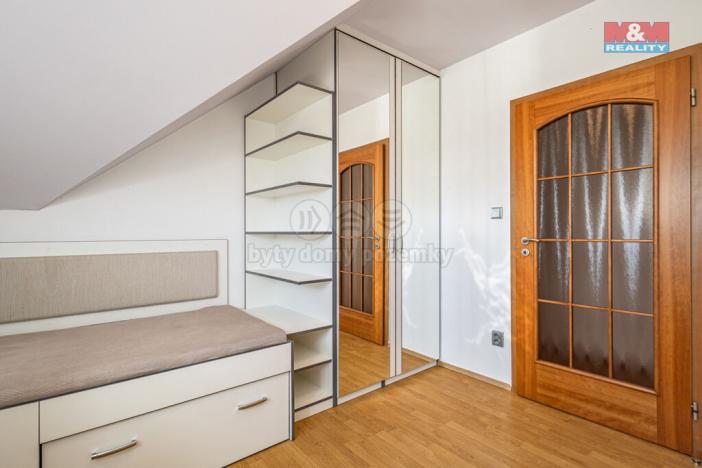 Prodej rodinného domu, Veltrusy, U Stadionu, 180 m2