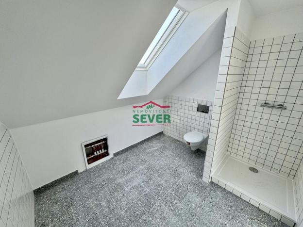 Prodej rodinného domu, Dubí - Běhánky, U Stadionu, 135 m2