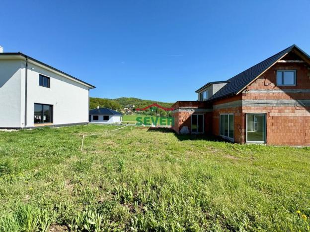 Prodej rodinného domu, Dubí - Běhánky, U Stadionu, 135 m2