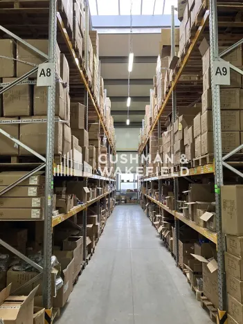 Prodej skladu, Dubno, 5668 m2