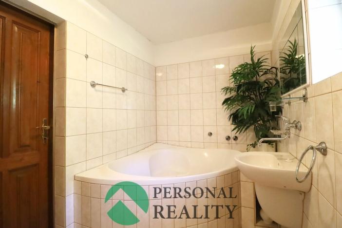 Prodej rodinného domu, Bečov nad Teplou, 261 m2