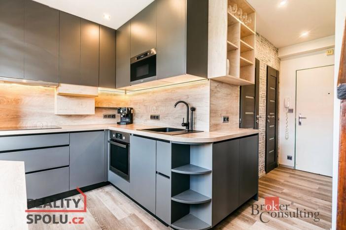 Prodej bytu 3+kk, Rosice, Kaštanová, 52 m2