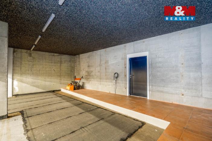 Prodej rodinného domu, Okrouhlo, 1076 m2