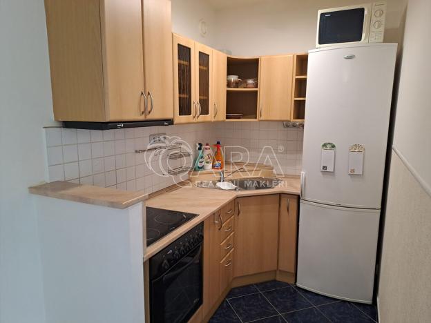 Pronájem bytu 2+kk, Praha - Troja, Hnězdenská, 47 m2
