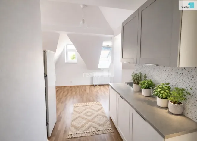 Pronájem bytu 3+kk, Praha - Ruzyně, Drnovská, 78 m2