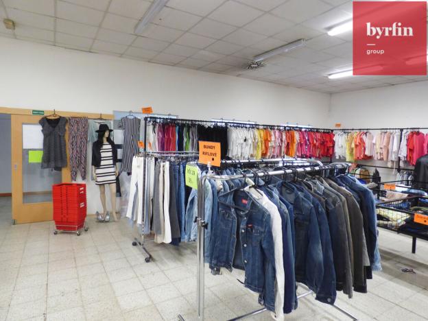 Pronájem obchodního prostoru, Opava, Zámecký okruh, 90 m2