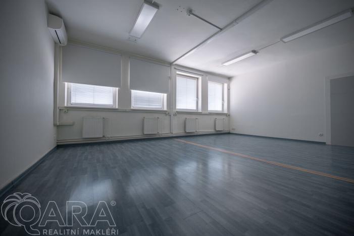 Pronájem kanceláře, Brno, Bohunická, 2038 m2