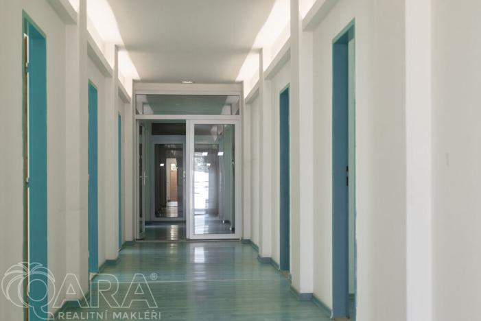 Pronájem kanceláře, Brno, Bohunická, 2038 m2