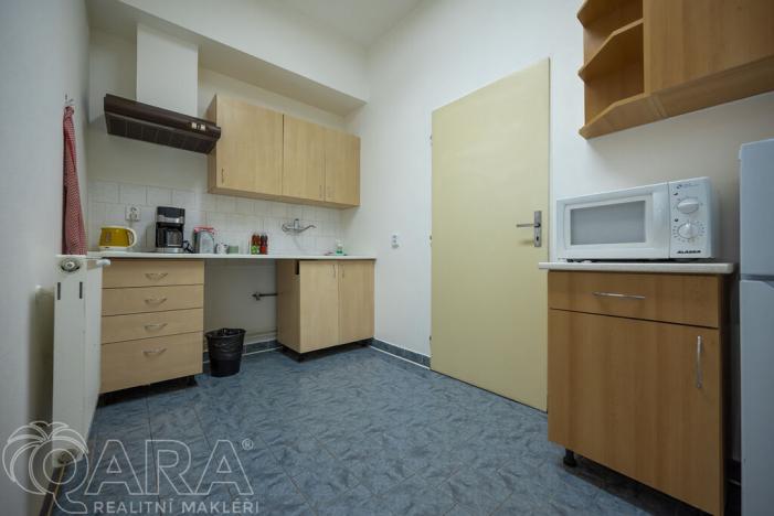 Pronájem kanceláře, Brno, Bohunická, 2038 m2