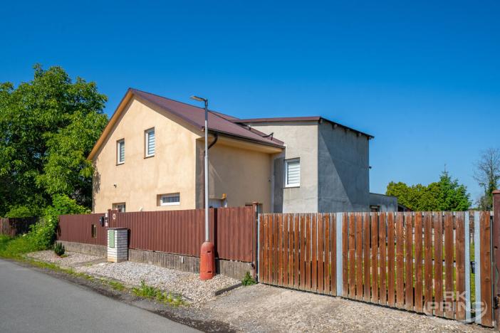 Prodej rodinného domu, Tišice, Luční, 240 m2