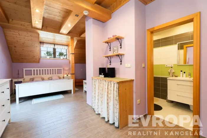 Prodej komerční nemovitosti, Dolní Lánov, 171 m2