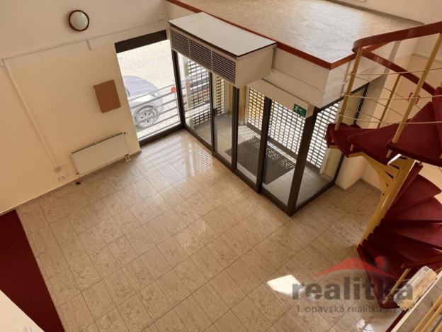 Pronájem kanceláře, Opava, Masarykova třída, 200 m2