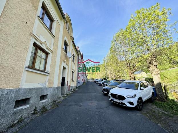 Prodej bytu 1+1, Jáchymov, Fibichova, 43 m2