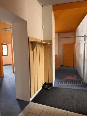 Pronájem kanceláře, Opava - Město, Růžová, 117 m2