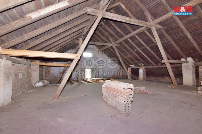 Prodej zemědělské usedlosti, Staré Křečany, 2065 m2