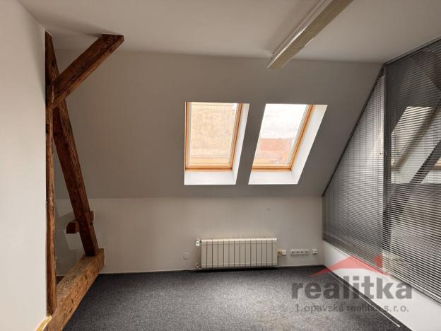 Pronájem kanceláře, Opava, Růžová, 117 m2