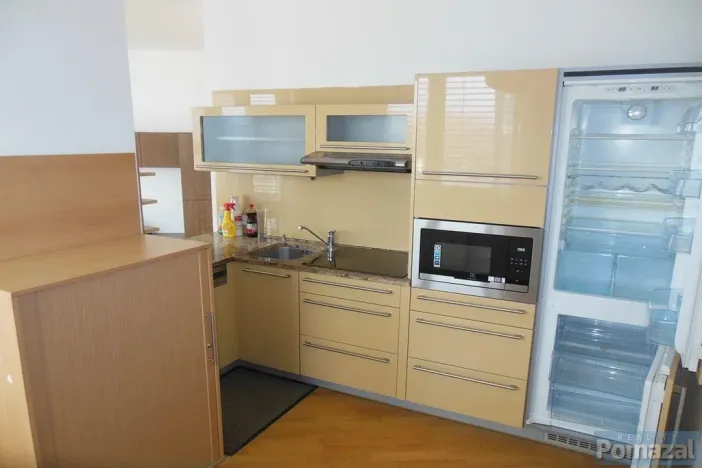 Pronájem bytu 3+kk, Praha - Smíchov, Na Císařce, 90 m2