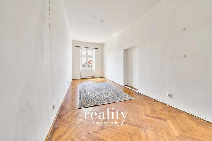 Pronájem kanceláře, Znojmo, Horní náměstí, 150 m2