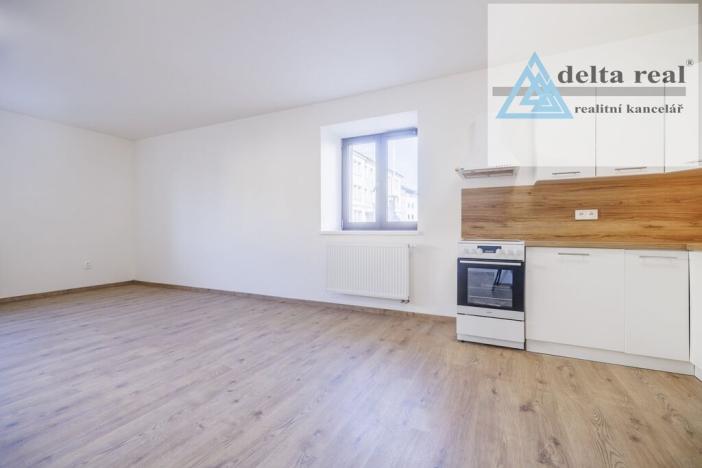 Prodej bytu 2+kk, Šumperk, Jesenická, 60 m2