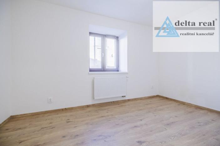 Prodej bytu 2+kk, Šumperk, Jesenická, 60 m2
