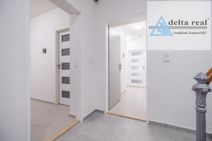 Prodej bytu 2+kk, Šumperk, Jesenická, 60 m2