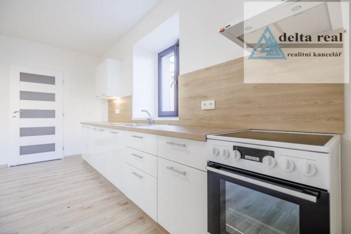 Prodej bytu 2+kk, Šumperk, Jesenická, 51 m2