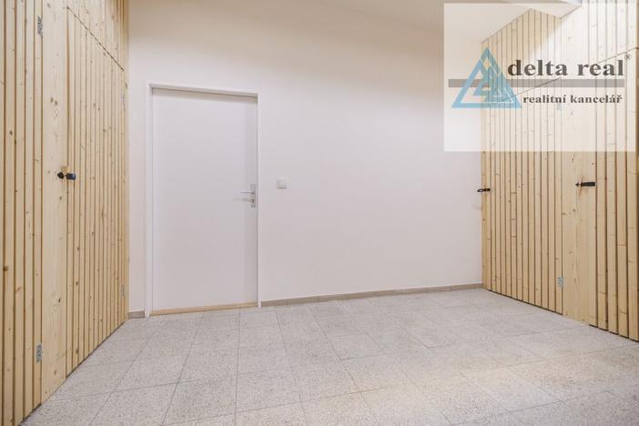 Prodej bytu 2+kk, Šumperk, Jesenická, 51 m2