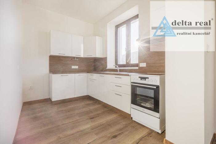 Prodej bytu 2+kk, Šumperk, Jesenická, 65 m2