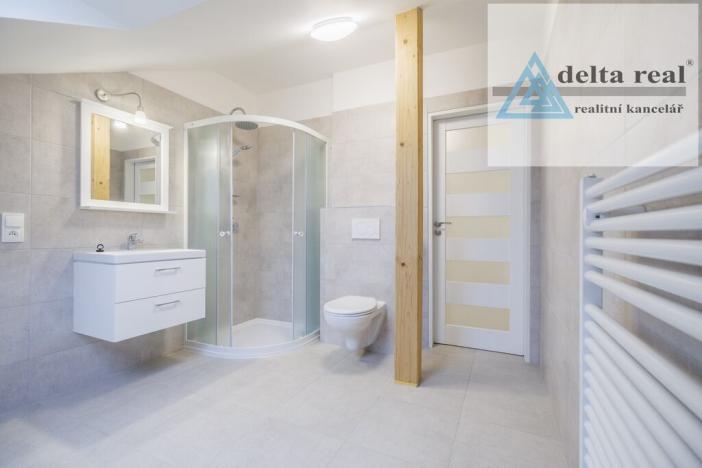 Prodej bytu 2+kk, Šumperk, Jesenická, 71 m2