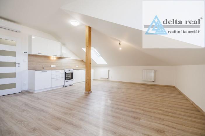 Prodej bytu 1+kk, Šumperk, Jesenická, 45 m2