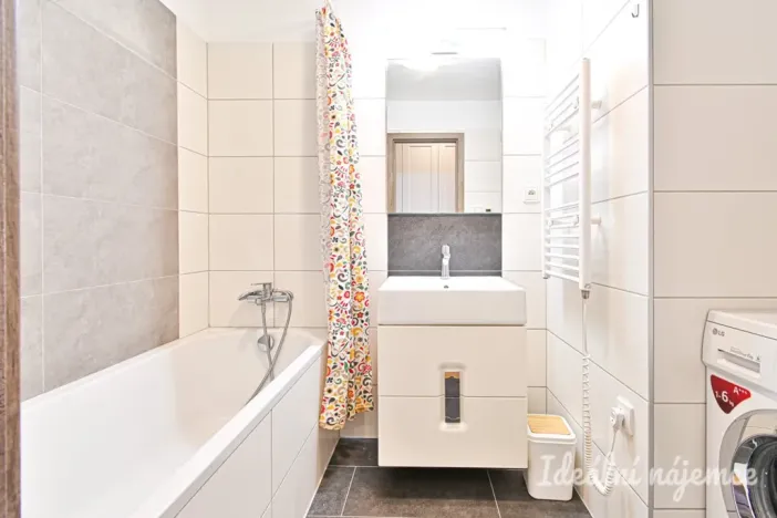 Pronájem bytu 2+kk, Brno, Přadlácká, 56 m2