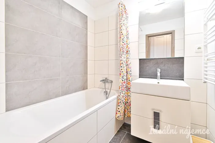 Pronájem bytu 2+kk, Brno, Přadlácká, 56 m2