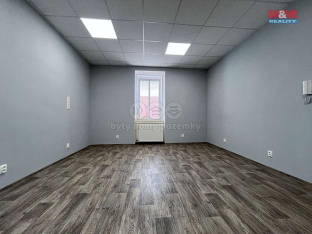 Pronájem kanceláře, Jindřichův Hradec - Jindřichův Hradec II, Kmentova, 22 m2