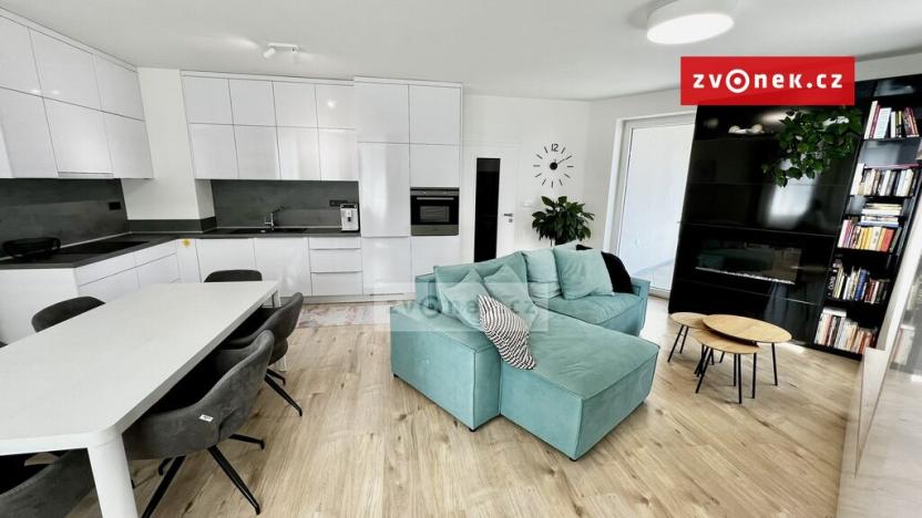 Prodej bytu 2+kk, Zlín - Malenovice, třída Svobody, 66 m2