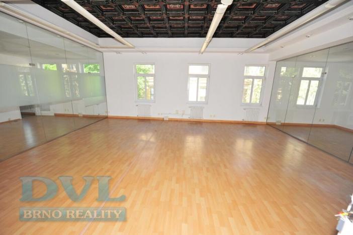Pronájem kanceláře, Brno, Čechyňská, 150 m2
