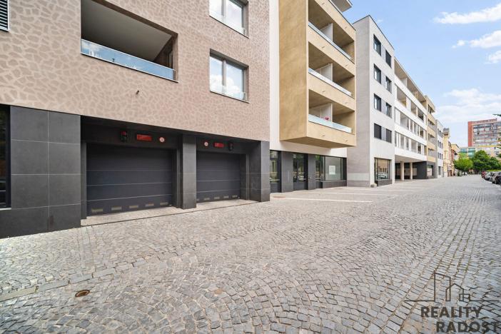 Pronájem bytu 1+kk, Pardubice, Smilova, 32 m2