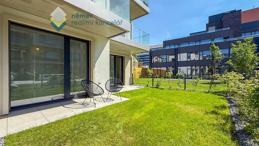 Pronájem bytu 2+kk, Praha - Holešovice, U průhonu, 48 m2
