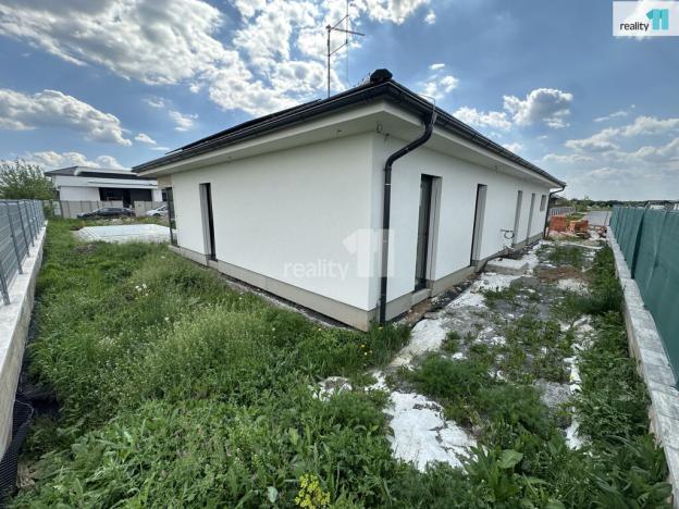 Prodej rodinného domu, Křenice, V Kukli, 302 m2